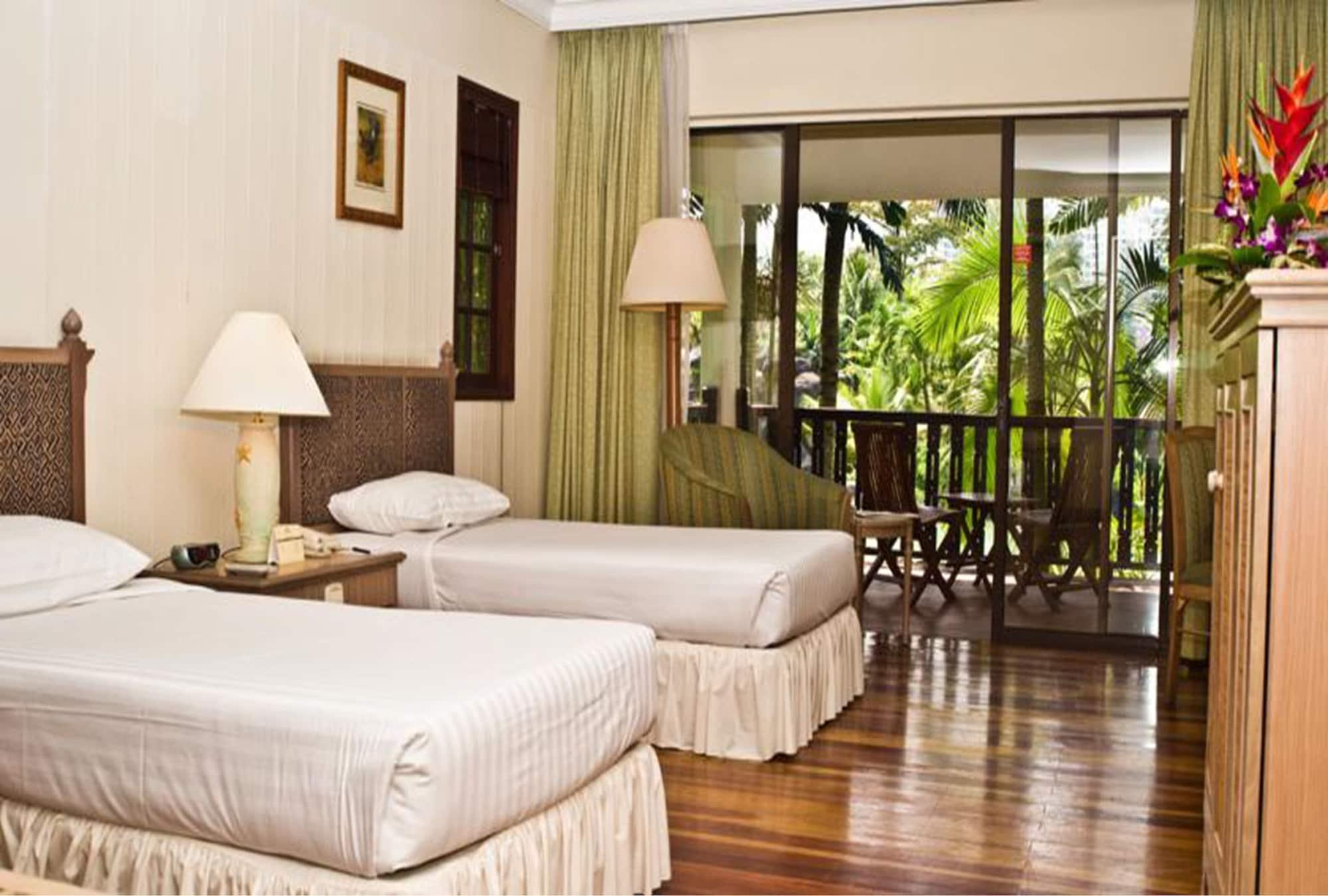 סרי קמבאנגן Mines Beach Resort Hotel מראה חיצוני תמונה